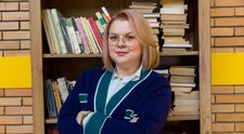 Profu deschide catalogul - Alina Mîndru, simpatica Codoiu: 