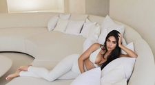 Imagini fabuloase din “palatele” surorilor Kardashian. În ce lux și opulență se răsfață Kim&Co