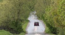 Manastirea Crasna, locul uimitor din Romania cu izvoare naturale si un peisaj de vis. Experienta trimita de cativa francezi in Romania
