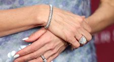 Golden Globes 2025 a strălucit la propriu! Care sunt bijteriile luxoase prin care care au impresionat cele mai fermecătoare vedete