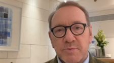 Mii de oameni i-au oferit cazare lui Kevin Spacey după ce declarațiile sale recente au făcut vâlvă pe internet. Ce mesaj le-a transmis actorul