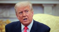 Donald Trump, nemulțumit de felul în care apare pe coperta Time: „Cea mai proastă poză din toate timpurile! Mi-au făcut părul ‘să dispară’ și deasupra capului plutea ceva care arăta ca o coroană, dar una extrem de mică”