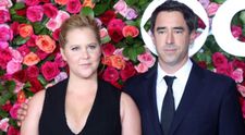 Soțul lui Amy Schumer suferă de o formă de autism: ”Este motivul pentru care m-am îndrăgostit de el”