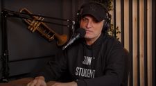 Damian Drăghici și-a lansat podcast pe Youtube! Artistul răspunde la întrebarea: ”Pe ce muzică face dragoste Damian Drăghici?”