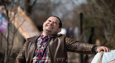 Dorel și-a găsit un nou idol: pe polițistul Robi! 