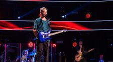 Vocea României 2024, 4 octombrie. Valentin Dovlecel a făcut spectacol la Vocea României cu piesa „Soulstorm”. A întors toate cele patru scaune. Antrenorii s-au minunat de vocea lui „explozivă”: „Tu ai o plăcere nebună  și o bucurie de a cânta”. În ce echipă a mers