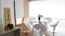 (P) Cum să alegi piese de mobilier HoReCa de top pentru locația ta?