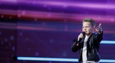 Un copil de 9 ani care cântă și arată ca un superstar! Cine este Lucas Moroșan, puștiul care i-a lăsat fără cuvinte pe jurații Românii au talent: „Ești ieșit din comun! Ești formidabil! Asta e calea ta!”