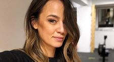 Andreea Raicu, fotografie incendiară pe Instagram: „Nud? Nu prea e stilul dumneavoastră”