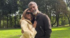 Özcan Deniz a albit de tot. La 53 de ani, starul din serialele turcești este de nerecunoscut