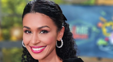 Majda îți propune un desert savuros pentru un weekend minunat în familie: „Tort cu mascarpone, frișcă și fructe de pădure”