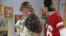 Tanti Florica descopera mirajul socializarii pe Facebook! Nu pierde un nou episod, miercuri, de la 22.00, la ProTV