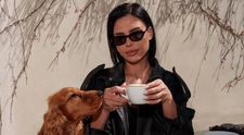 Andreea Popescu l-a prezentat pe bărbatul care îi dă bani lunar. Le-a dat peste nas cârcotașilor care au spus că stă pe banii lui Rareș Cojoc: „Datorită ție pot să plătesc chiria, să cumpăr mâncare la copii”