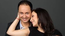 Catalin Maruta i-a facut Andrei o surpriza de Ziua Femeii: Holograf le-a cantat piesa lor preferata