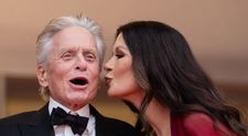 Catherine Zeta-Jones și Michael Douglas, poate cea mai frumoasă poveste de dragoste de la Hollywood! Actorii care împart aceeași zi de naștere și au doi copii superbi au aniversat 24 de ani de căsnicie