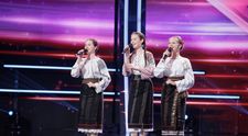 Românii au talent, 13 martie 2026. Grupul Folcloric „ADA” și-a arătat iubirea pentru muzica poluară și a adus frumusețea Moldovei pe scenă. Nu au uitat de rădăcinile pe care le au și au încântat juriul: „Când simți bătuta aia, o iei din loc”