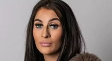 Ea este femeia alergică la apă! Îi apar umflături și erupții cutanate ori de câte ori face duș: „Este o luptă zilnică!”