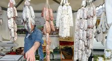 Conservanții din mezeluri, brânzeturi și sosuri: legătura lor cu cancerul și diabetul de tip 2. Nitritul de sodiu, sorbații și acidul acetic, extrem de periculoși