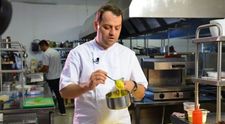 Chef Nico Lontras, un profesionist prin excelenta in bucatarie. Ce trebuie sa stii despre el