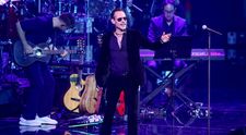 Marc Anthony, reacție nervoasă în timpul unui concert. Un fan a aruncat cu o sticlă pe scenă: „Să aibă curaj să spună”