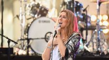 Celine Dion a pozat pentru prima data nud la varsta de 49 de ani. Cum a aparut artista