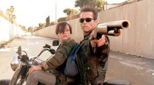Ți-l mai amintești pe puștiul neînfricat din Terminator 2? Actorul Edward Furlong, apariție rară pe străzile din New York