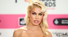 Una dintre cele mai frumoase blonde din showbiz, Jessica Goicoechea, dezvăluie secretul surprinzător al siluetei sale de invidiat