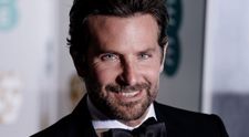Bradley Cooper, din nou îndrăgostit! Cine e femeia care l-a cucerit pe unul dintre cei mai sexy actori de la Hollywood