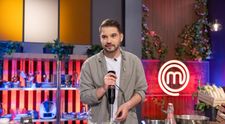 MasterChef 2025, 8 septembrie. Ștefan Măchiță l-a întrebat pe ChatGPT ce să gătească, apoi a venit în fața Chefilor cu preparatul sugerat. Cum au reacționat Sorin Bontea, Florin Dumitrescu și Cătălin Scărlătescu atunci când l-au gustat