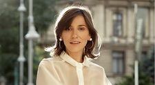 Dana Rogoz, fermecătoare pe covorul roșu la Festivalul de Film de la Veneția