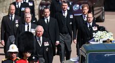 Primele imagini cu prințul William și fratele său, Harry, de la funeraliile bunicului lor