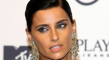 La începutul anilor 2000 făcea furori cu piesele „I’m Like a Bird” și „Promiscuous”. Cum arată acum Nelly Furtado, după o pauză din viața artistică