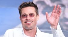 Brad Pitt are o nouă iubită? Aceasta este guru spiritual