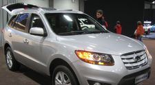 (P) De ce să alegi o mașină automată din oferta companiei de închirieri auto din Otopeni?