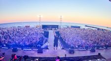 Peste 73.000 de participanți în cea de-a treia seară de Neversea. Tinie Tempah, Dimitri Vegas, Alok, Salvatore Ganacci, Sebastian Legere au transformat seara într-o petrecere eclectică