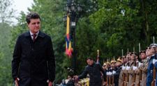 Detaliul care i-a impresionat pe toți cei prezenți la Palatul Cotroceni când Nicușor Dan a salutat militarii