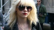 Taylor Momsen: “Sunt mandra ca sunt bisexuala!”