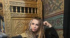 Anamaria Prodan, reacții controversate după ce s-a pozat în biserică și a postat imaginea pe Instagram