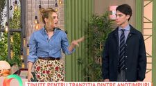 Nu mai purta asta! Adina Buzatu explică ce haine îți strică imaginea