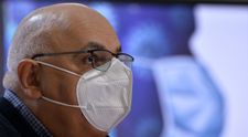Raed Arafat îi îndeamnă din nou pe români să se vaccineze: „Avem 300 de deceze pe zi. E imens”