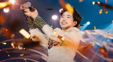 Cine este cântărețul vietnamez care a câștigat Intervision, concursul muzical organizat de Rusia ca alternativă la Eurovision