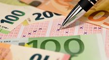 Incredibil! Un bărbat a câștigat la loto 700.000 de euro, la scurt timp după ce a încetat din viață! Ce s-a întâmplat cu premiul