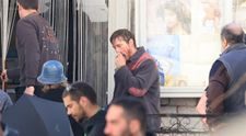 Nici nu zici că e celebru! A apărut în public îmbrăcat ca un om al străzii, cu sânge pe față! Cum a fost surprins Brad Pitt, la filmările pentru „The Riders”