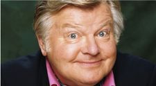 Viața secretă a lui Benny Hill. Celebrul actor era ”deprimat” și ura să cheltuie bani, deși era multimilionar