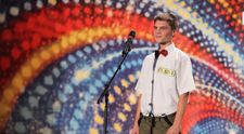 Talentul unui student la Teologie a lasat juriul cu gura cascata. Nimeni nu se astepta sa faca asa ceva pe scena: VIDEO