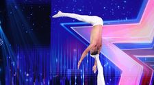 Românii au talent 2021: Duo Nicu&Sorin au fost aplaudați la scenă deschisă pentru momentul lor de acrobație