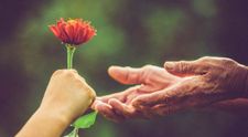 Romania va avea pentru prima data o scoala de voluntariat. Activitatea, considerata experienta profesionala