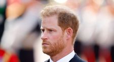 Prințul Harry continuă promovarea cărții sale de memorii. Ducele a băut shoturi de tequila in direct la The Late Show 
	 