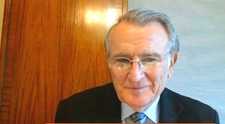 Ce mâncăm în vreme de pandemie? Medicul Virgiliu Stroescu ne-a spus care sunt alimentele care nu ar trebui să ne lipsească