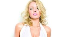 Anya: In 2010, imi propun un featuring cu un artist international